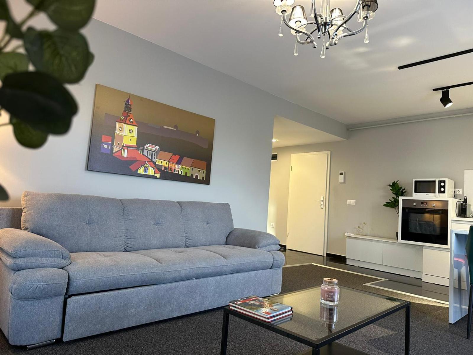 Luxury Glam Apartments & Studios Near Coresi Mall Braşov Exterior foto